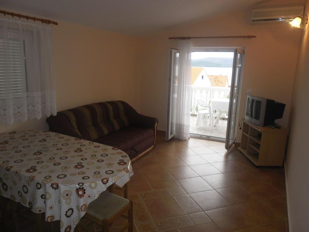 Apartments Golubic Sveti Petar  Cameră foto